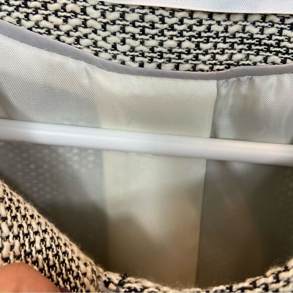 Tahari Brand Black and White Topper Jacket Collarless Size XL - Picture 9 of 11